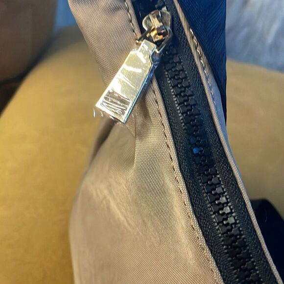 Pretty Simple Brevin Hobo Bag Purse NWOT - Picture 5 of 7